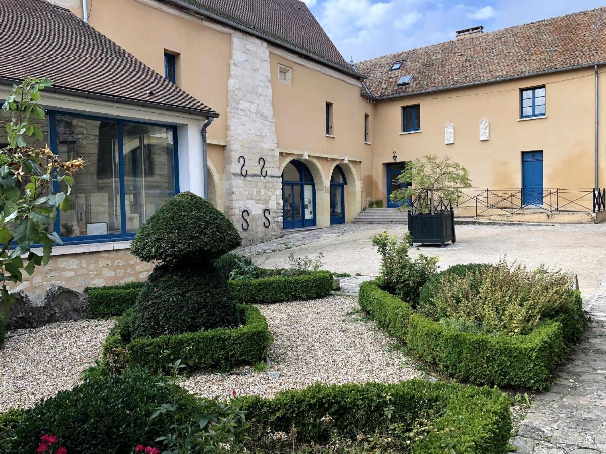 Les Gites Du Clos Saint-Martin Maule Exterior photo